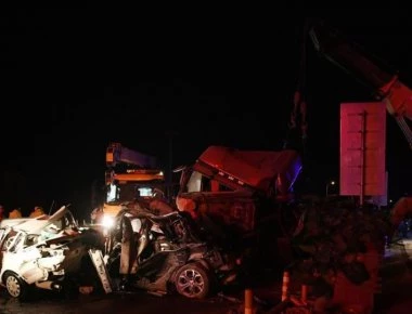«Φονική» καραμπόλα 31 οχημάτων στην Κίνα - 14 νεκροί και 27 τραυματίες (βίντεο)